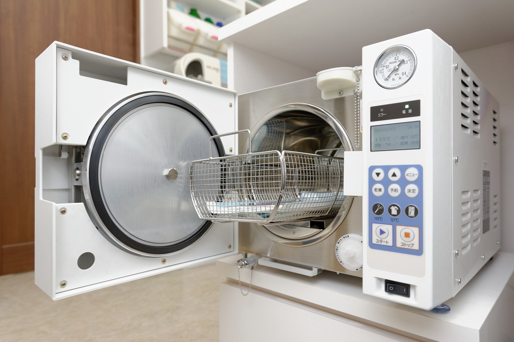 神奈川県綾瀬市・足立歯科医院